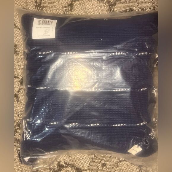 Set of 2 Anthropologie Tassled Fabina Accent Pillow in Navy - Picture 4 of 6